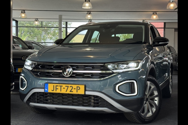 Volkswagen T-Roc 1.5 TSI 150PK DSG STYLE SPORT LED/NAVI/CARPLAY Volkswagen T-Roc 1.5 TSI 150PK DSG STYLE SPORT LED/NAVI/CARPLAY