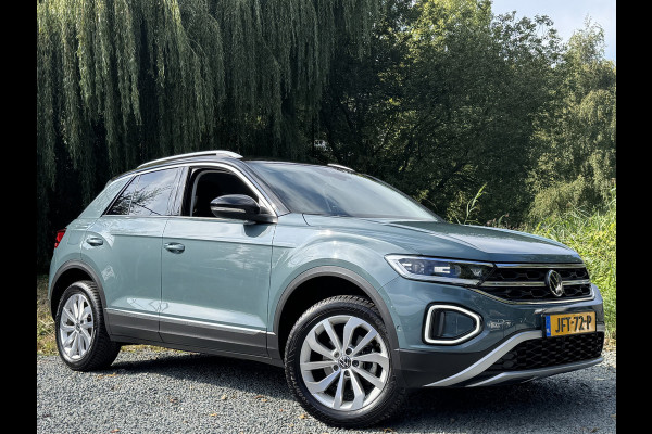 Volkswagen T-Roc 1.5 TSI 150PK DSG STYLE SPORT LED/NAVI/CARPLAY Volkswagen T-Roc 1.5 TSI 150PK DSG STYLE SPORT LED/NAVI/CARPLAY