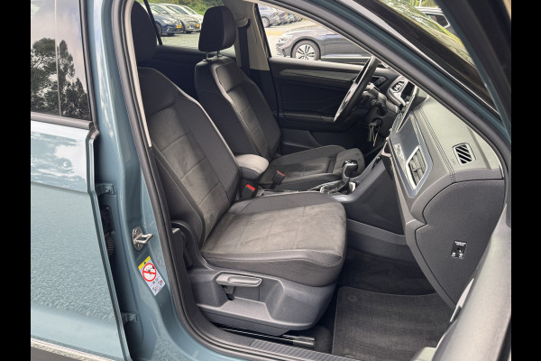 Volkswagen T-Roc 1.5 TSI 150PK DSG STYLE SPORT LED/NAVI/CARPLAY Volkswagen T-Roc 1.5 TSI 150PK DSG STYLE SPORT LED/NAVI/CARPLAY