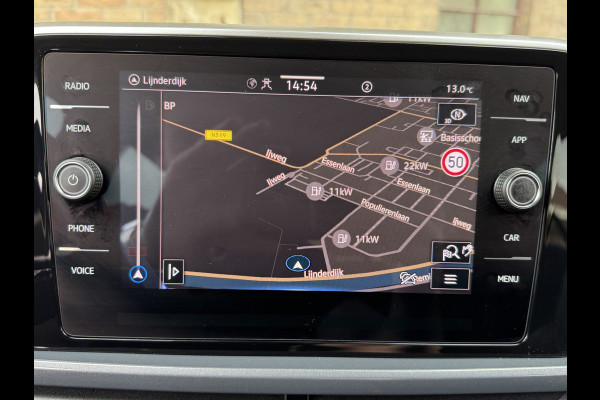 Volkswagen T-Roc 1.5 TSI 150PK DSG STYLE SPORT LED/NAVI/CARPLAY Volkswagen T-Roc 1.5 TSI 150PK DSG STYLE SPORT LED/NAVI/CARPLAY