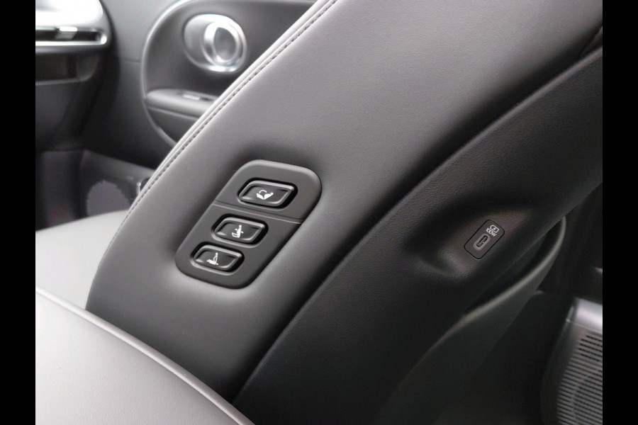 Hyundai IONIQ 9 Lounge AWD+ 7p. 110.3 kWh Hyundai IONIQ 9 Lounge AWD+ 7p. 110.3 kWh