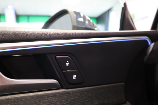 Audi A5 Cabriolet 2.0 TFSI Launch Edition Cruise/Climate PDC Audi A5 Cabriolet 2.0 TFSI Launch Edition Cruise/Climate PDC