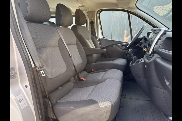 Renault Trafic 2.0 dCi 120 PK / L2H1 / DUBBEL CABINE / 1e EIG. / ZEER NETTE STAAT / AIRCO / CRUISE / NAVI / 6 PERSOONS DUBBELE CABINE