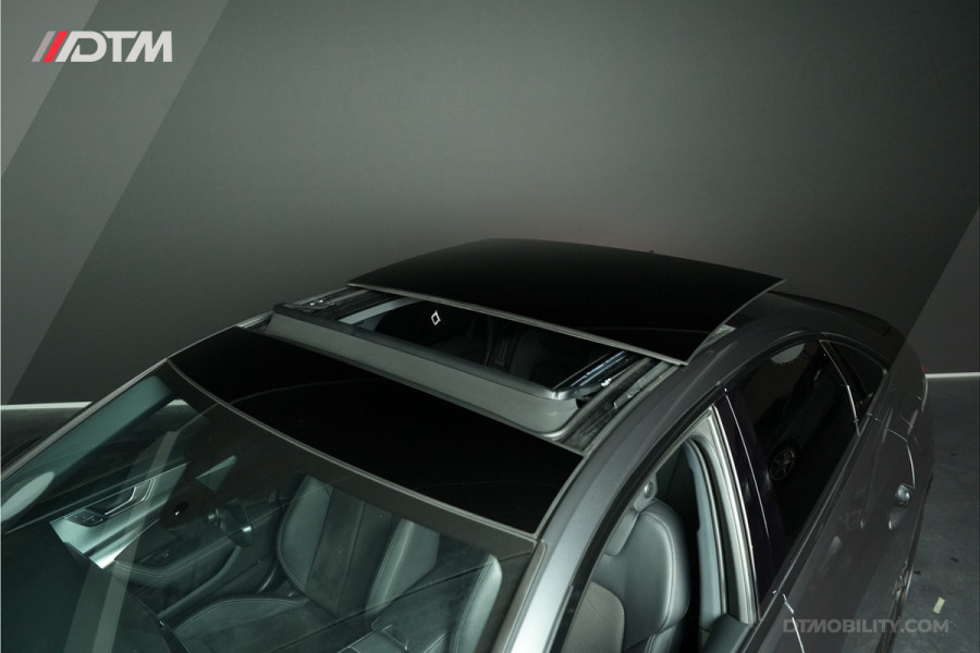 Audi A6 Limousine 50TFSIe Quattro S-Edition | Panoramadak  | Stoelverwarming | Apple Carplay Audi A6 Limousine 50TFSIe Quattro S-Edition | Panoramadak  | Stoelverwarming | Apple Carplay