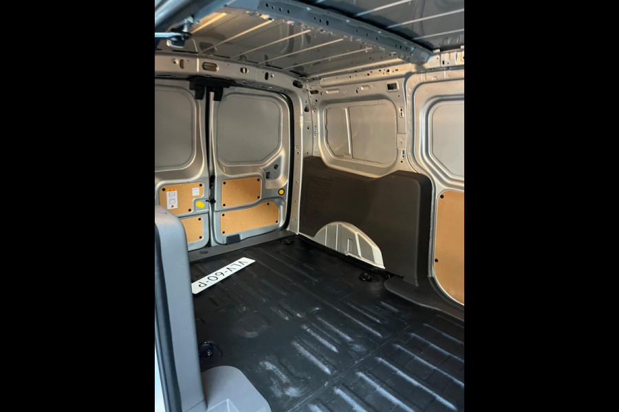 Ford Transit Connect L2H1 1.5 EcoBlue 100pk euro6 Trend, Airco, CruiseControl, Trekhaak, Zilvergrijs metallic, RIJKLAARPRIJS! Ford Transit Connect L2H1 1.5 EcoBlue 100pk euro6 Trend, Airco, CruiseControl, Trekhaak, Zilvergrijs metallic, RIJKLAARPRIJS!