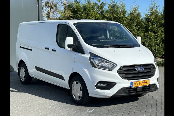 Ford Transit Custom 2.0 TDCI 130 PK AUTOMAAT / L2H1 / 1e EIGENAAR / 44.043 KM !! / AIRCO / ADAPTIVE CRUISE / NAVI / 3-ZITS