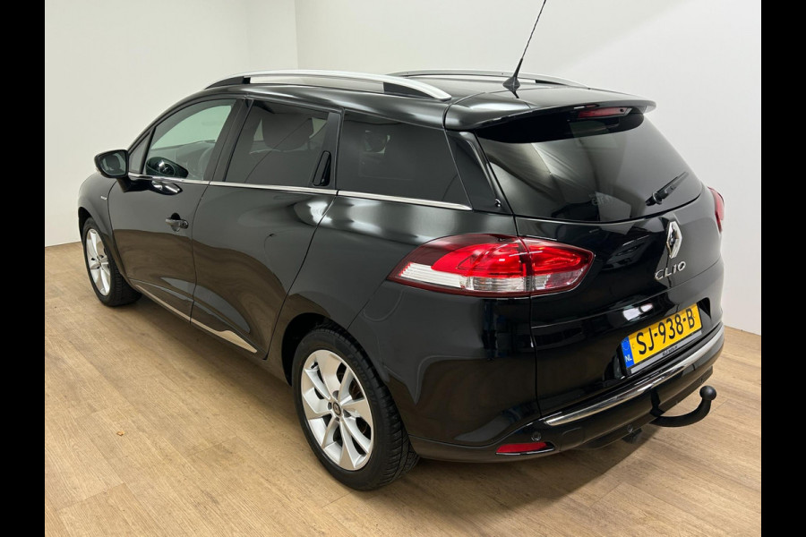 Renault Clio Estate Occasion 0.9 TCe Limited | Zwart | Airco | Tweedehands Renault Clio | Cruisecontrol | Bluetooth Renault Clio Estate Occasion 0.9 TCe Limited | Zwart | Airco | Tweedehands Renault Clio | Cruisecontrol | Bluetooth