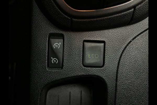 Renault Clio Estate Occasion 0.9 TCe Limited | Zwart | Airco | Tweedehands Renault Clio | Cruisecontrol | Bluetooth Renault Clio Estate Occasion 0.9 TCe Limited | Zwart | Airco | Tweedehands Renault Clio | Cruisecontrol | Bluetooth