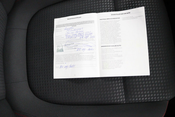 Ford FOCUS Wagon 1.0 EcoBoost Hybrid ST*ECC*NAVI*ACC*CAM*HAAK*TEL* Ford FOCUS Wagon 1.0 EcoBoost Hybrid ST*ECC*NAVI*ACC*CAM*HAAK*TEL*