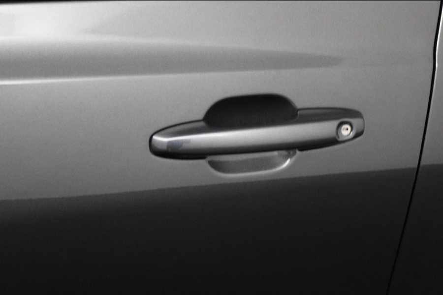 Ford FOCUS Wagon 1.0 EcoBoost Hybrid ST*ECC*NAVI*ACC*CAM*HAAK*TEL* Ford FOCUS Wagon 1.0 EcoBoost Hybrid ST*ECC*NAVI*ACC*CAM*HAAK*TEL*