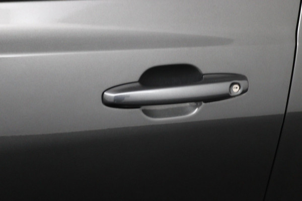 Ford FOCUS Wagon 1.0 EcoBoost Hybrid ST*ECC*NAVI*ACC*CAM*HAAK*TEL* Ford FOCUS Wagon 1.0 EcoBoost Hybrid ST*ECC*NAVI*ACC*CAM*HAAK*TEL*