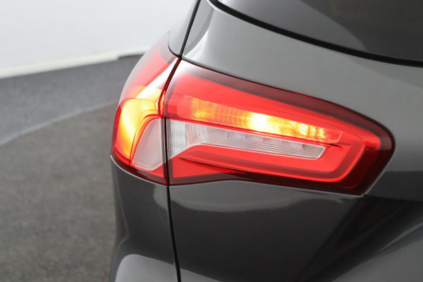 Ford FOCUS Wagon 1.0 EcoBoost Hybrid ST*ECC*NAVI*ACC*CAM*HAAK*TEL* Ford FOCUS Wagon 1.0 EcoBoost Hybrid ST*ECC*NAVI*ACC*CAM*HAAK*TEL*