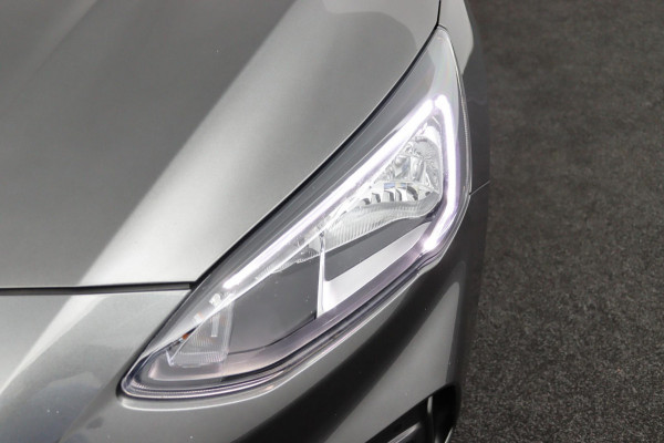 Ford FOCUS Wagon 1.0 EcoBoost Hybrid ST*ECC*NAVI*ACC*CAM*HAAK*TEL* Ford FOCUS Wagon 1.0 EcoBoost Hybrid ST*ECC*NAVI*ACC*CAM*HAAK*TEL*