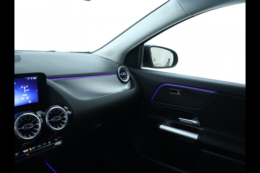 Mercedes-Benz GLA 250 e Plug-In Hybride Edition Progressive Line | Night Pakket | Multibeam Koplampen | Distronic | 11 kW Laden | Stuur en Stoelverwarming. Inclusief 24 maanden MB Certified garantie voor Europa.