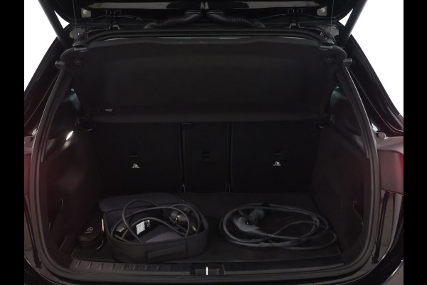Mercedes-Benz GLA 250 e Plug-In Hybride Edition Progressive Line | Night Pakket | Multibeam Koplampen | Distronic | 11 kW Laden | Stuur en Stoelverwarming. Inclusief 24 maanden MB Certified garantie voor Europa.
