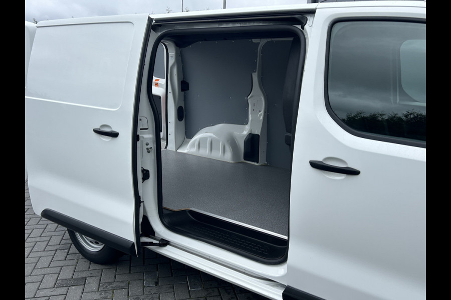 Toyota ProAce Worker 2.0 D-4D 145 PK / L2H1 / 1e EIGENAAR / 43.241 KM !! / AIRCO / CRUISE / 3-ZITS / BLUETOOTH