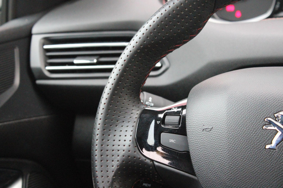 Peugeot 308 1.2 130PK GT-LINE | MASSAGE STOELEN | NAVIGATIE | APPLE CARPLAY/ANDROID AUTO | 17" LICHTMETALEN VELGEN | ALL SEASON BANDEN | FULL LED KOPLAMPEN | DAB+ RADIO | CLIMATE CONTROL | STOEL VERWARMING | CRUISE CONTROL | KEYLESS ENTRY/START | DODEHOEK BEWAKING | ACHTERUITRIJ CAMERA | PARKEERSENSOREN VOOR EN ACHTER |