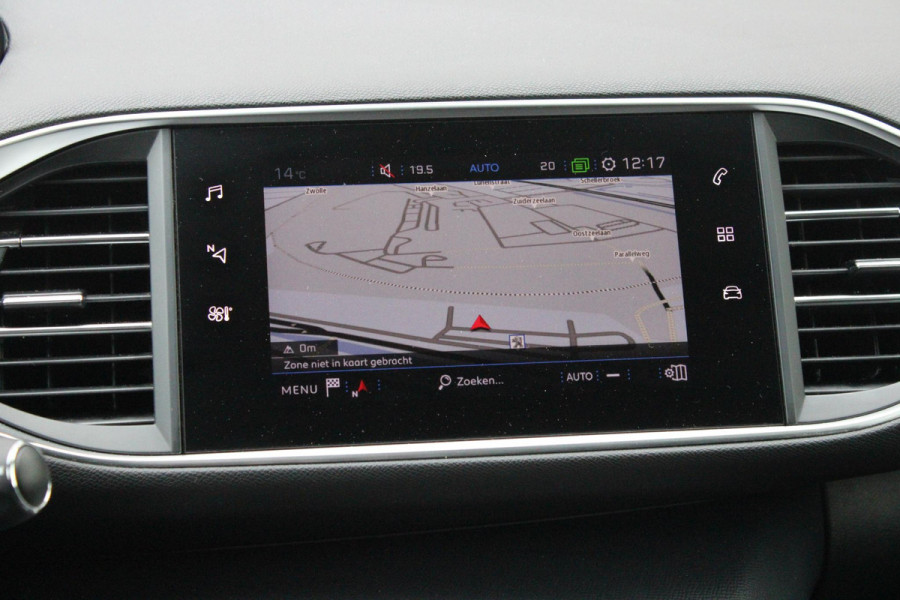Peugeot 308 1.2 130PK GT-LINE | MASSAGE STOELEN | NAVIGATIE | APPLE CARPLAY/ANDROID AUTO | 17" LICHTMETALEN VELGEN | ALL SEASON BANDEN | FULL LED KOPLAMPEN | DAB+ RADIO | CLIMATE CONTROL | STOEL VERWARMING | CRUISE CONTROL | KEYLESS ENTRY/START | DODEHOEK BEWAKING | ACHTERUITRIJ CAMERA | PARKEERSENSOREN VOOR EN ACHTER |
