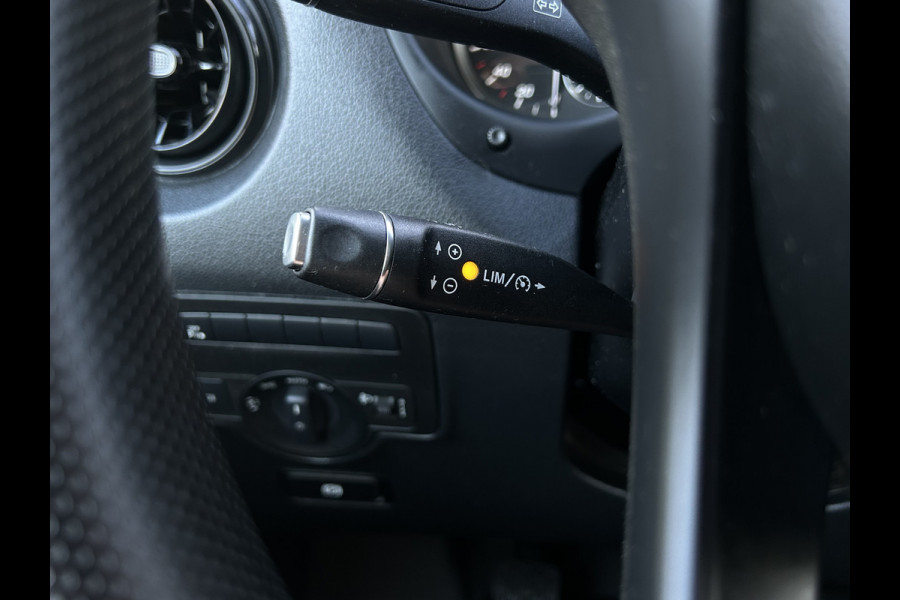 Mercedes-Benz Vito 110 CDI 102 PK RWD / L2H1 / 1e EIGENAAR / TREKHAAK / 50.667 KM !! / AIRCO / CRUISE / BLUETOOTH