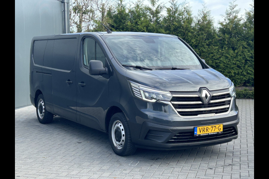 Renault Trafic 2.0 dCi WORK EDITION / L2H1 / 1e EIG. / 75.372 KM!! / AIRCO / CRUISE / NAVI / BLUETOOTH / TREKHAAK / 3-ZITS