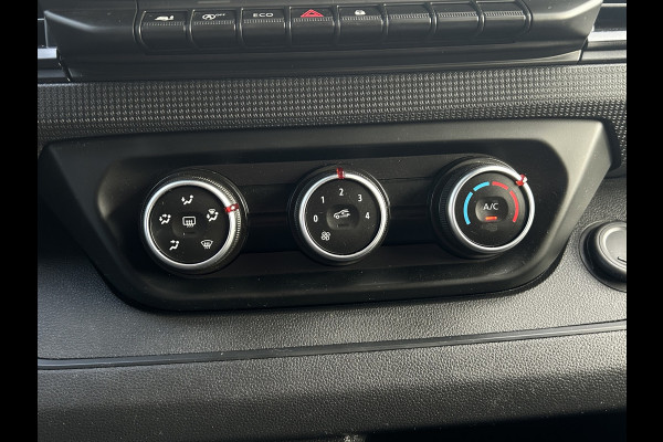 Renault Trafic 2.0 dCi WORK EDITION / L2H1 / 1e EIG. / 75.372 KM!! / AIRCO / CRUISE / NAVI / BLUETOOTH / TREKHAAK / 3-ZITS