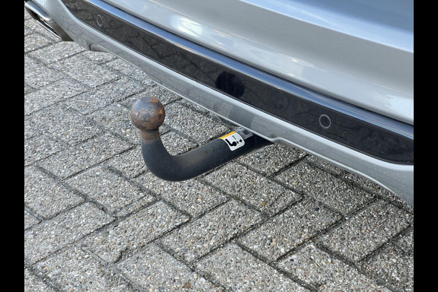 Ford Kuga 2.5 PHEV ST-Line X 225pk | Driver Assistance Pack | Winterpack | Panoramadak | Trekhaak afneembaar | 19 inch velgen | Design pack