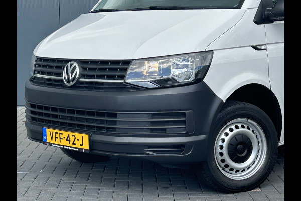Volkswagen Transporter 2.0 TDI 102 PK / L2H1 / 1e EIG. / ALUCA INRICHTING / IMPERIAAL / TREKHAAK / AIRCO / CRUISE / BLUETOOTH / 3-ZITS Volkswagen Transporter 2.0 TDI 102 PK / L2H1 / 1e EIG. / ALUCA INRICHTING / IMPERIAAL / TREKHAAK / AIRCO / CRUISE / BLUETOOTH / 3-ZITS