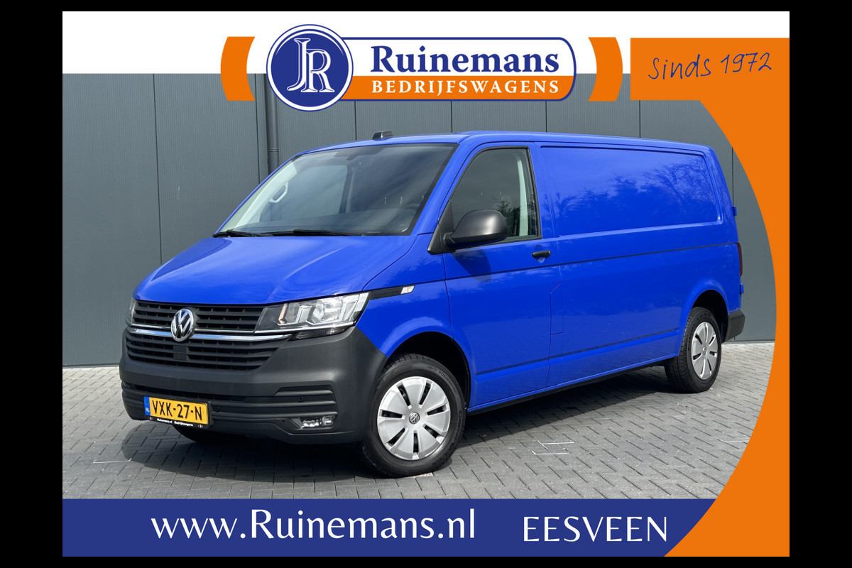 Volkswagen Transporter 2.0 TDI 150 PK AUTOMAAT DSG COMFORTLINE EXE / L2H1 / 1e EIG. / 24.504KM !! / AIRCO / CRUISE / NAVI / APPLE CARPLAY / 3 - ZITS Volkswagen Transporter 2.0 TDI 150 PK AUTOMAAT DSG COMFORTLINE EXE / L2H1 / 1e EIG. / 24.504KM !! / AIRCO / CRUISE / NAVI / APPLE CARPLAY / 3 - ZITS
