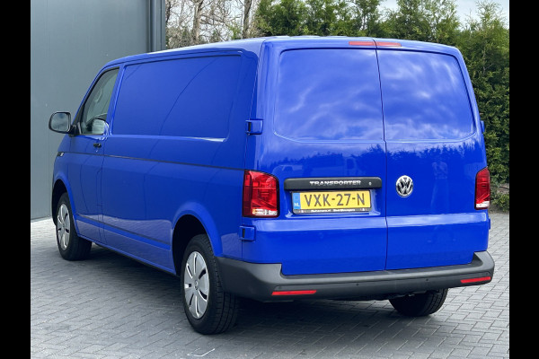 Volkswagen Transporter 2.0 TDI 150 PK AUTOMAAT DSG COMFORTLINE EXE / L2H1 / 1e EIG. / 24.504KM !! / AIRCO / CRUISE / NAVI / APPLE CARPLAY / 3 - ZITS