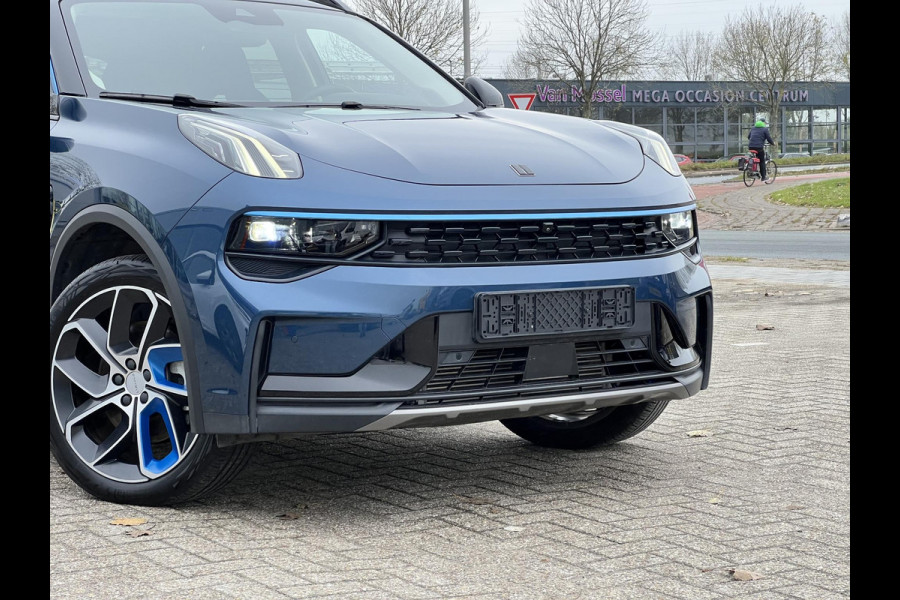 Lynk & Co 01 1.5 261 pk | PHEV | 360 Camera | Adaptieve Cruise | Elek. Achterklep | Panorama dak | Stoelverwarming | 1.800kg Trekgewicht Lynk & Co 01 1.5 261 pk | PHEV | 360 Camera | Adaptieve Cruise | Elek. Achterklep | Panorama dak | Stoelverwarming | 1.800kg Trekgewicht