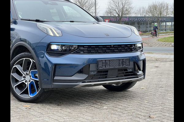 Lynk & Co 01 1.5 261 pk | PHEV | 360 Camera | Adaptieve Cruise | Elek. Achterklep | Panorama dak | Stoelverwarming | 1.800kg Trekgewicht Lynk & Co 01 1.5 261 pk | PHEV | 360 Camera | Adaptieve Cruise | Elek. Achterklep | Panorama dak | Stoelverwarming | 1.800kg Trekgewicht