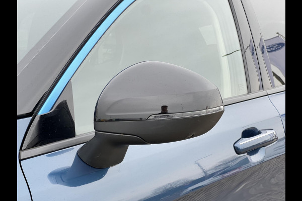 Lynk & Co 01 1.5 261 pk | PHEV | 360 Camera | Adaptieve Cruise | Elek. Achterklep | Panorama dak | Stoelverwarming | 1.800kg Trekgewicht Lynk & Co 01 1.5 261 pk | PHEV | 360 Camera | Adaptieve Cruise | Elek. Achterklep | Panorama dak | Stoelverwarming | 1.800kg Trekgewicht