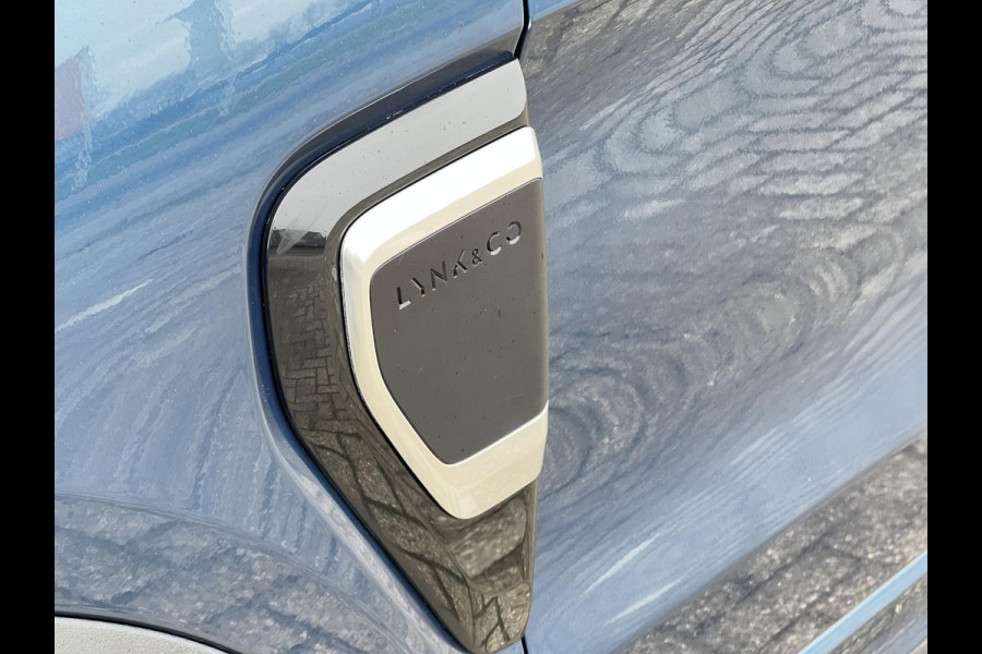 Lynk & Co 01 1.5 261 pk | PHEV | 360 Camera | Adaptieve Cruise | Elek. Achterklep | Panorama dak | Stoelverwarming | 1.800kg Trekgewicht Lynk & Co 01 1.5 261 pk | PHEV | 360 Camera | Adaptieve Cruise | Elek. Achterklep | Panorama dak | Stoelverwarming | 1.800kg Trekgewicht
