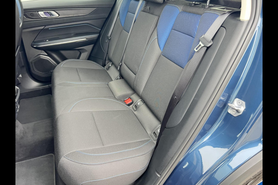 Lynk & Co 01 1.5 261 pk | PHEV | 360 Camera | Adaptieve Cruise | Elek. Achterklep | Panorama dak | Stoelverwarming | 1.800kg Trekgewicht Lynk & Co 01 1.5 261 pk | PHEV | 360 Camera | Adaptieve Cruise | Elek. Achterklep | Panorama dak | Stoelverwarming | 1.800kg Trekgewicht