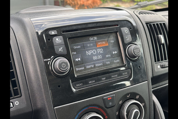 Peugeot Boxer 2.0 164 PK EURO 6 / PICK UP / OPEN LAADBAK / 49.917KM !! / 1e EIG. / 7-PERS DUBBELE CABINE / TREKHAAK / AIRCO / BLUETOOTH