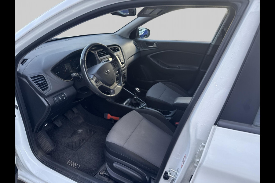 Hyundai i20 1.0 T-GDI Comfort | Navigatie | Achteruitrijcamera Hyundai i20 1.0 T-GDI Comfort | Navigatie | Achteruitrijcamera