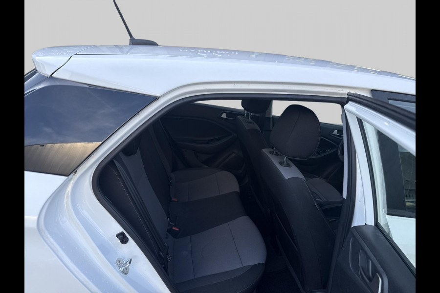 Hyundai i20 1.0 T-GDI Comfort | Navigatie | Achteruitrijcamera Hyundai i20 1.0 T-GDI Comfort | Navigatie | Achteruitrijcamera