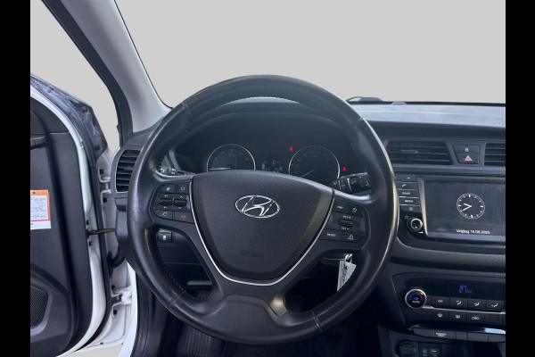 Hyundai i20 1.0 T-GDI Comfort | Navigatie | Achteruitrijcamera Hyundai i20 1.0 T-GDI Comfort | Navigatie | Achteruitrijcamera
