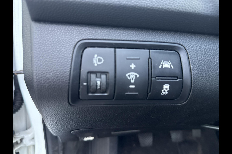 Hyundai i20 1.0 T-GDI Comfort | Navigatie | Achteruitrijcamera Hyundai i20 1.0 T-GDI Comfort | Navigatie | Achteruitrijcamera