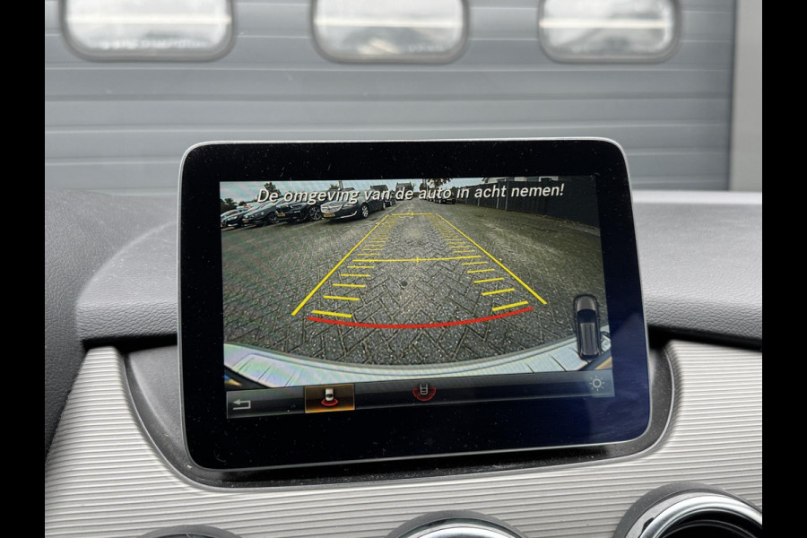 Mercedes-Benz B-Klasse 180 d Business Solution | Navigatie | Camera | Stoelverwarming | LED | Lichtmetalen Velgen | Mercedes-Benz B-Klasse 180 d Business Solution | Navigatie | Camera | Stoelverwarming | LED | Lichtmetalen Velgen |
