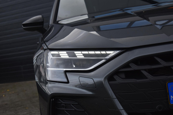 Audi A3 Sportback 35 TFSI S edition S-Line Pano Lane Kuip ACC Camera