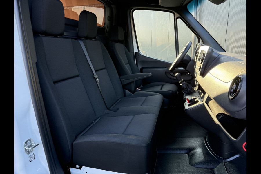 Mercedes-Benz Sprinter 317 CDI 170 PK / L3H2 / MBUX / **NETTE BUS** / AIRCO / CRUISE / CAMERA / PDC / 3-ZITS / CARPLAY Mercedes-Benz Sprinter 317 CDI 170 PK / L3H2 / MBUX / **NETTE BUS** / AIRCO / CRUISE / CAMERA / PDC / 3-ZITS / CARPLAY