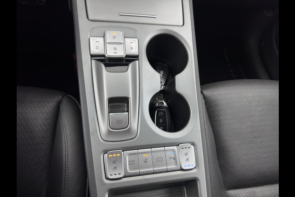 Hyundai Kona EV Premium 64 kWh {SOH-100%} [ 3-Fase ] (INCL-BTW) *LEATHER | KRELL-AUDIO | HEAD-UP | FULL-LED | NAVI-FULLMAP | DAB | ADAPT.CRUISE | KEYLESS | CAMERA | BLIND-SPOT | LANE-ASSIST | DIGI-COCKPIT | COMFORT-SEATS | 17''ALU*
