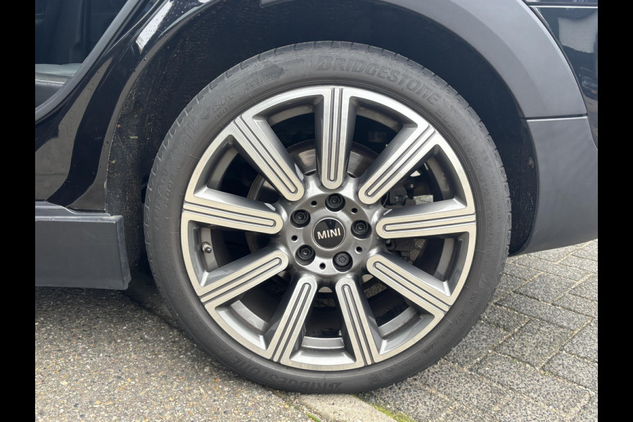 MINI Clubman 1.5 Cooper Richmond Park Edition PANO| CAMERA| STOELVERW. | LEER| KEYLESS| RIJKLAARPRIJS INCL. 12 MND BOVAG GARANTIE MINI Clubman 1.5 Cooper Richmond Park Edition PANO| CAMERA| STOELVERW. | LEER| KEYLESS| RIJKLAARPRIJS INCL. 12 MND BOVAG GARANTIE
