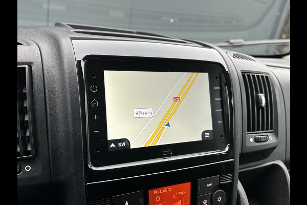 Opel Movano 2.2D 120 PK 3.5T E6 / L3H2 / !! 11.543 KM !! / IMPERIAAL / TREKHAAK / CAMERA / ECC / CRUISE / NAVI