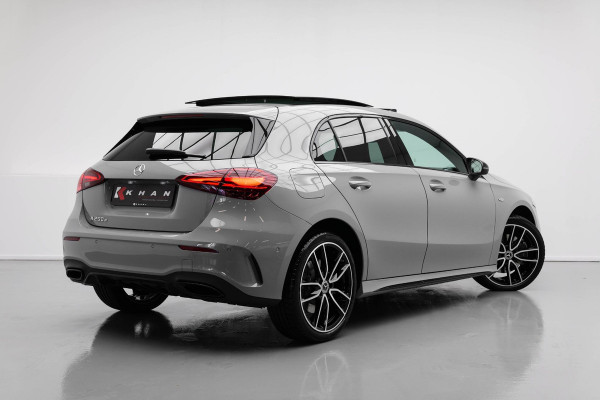 Mercedes-Benz A-Klasse A250 e AMG Line |Pano|ALPINEGRAU|Ambient|Dodehoek| Mercedes-Benz A-Klasse A250 e AMG Line |Pano|ALPINEGRAU|Ambient|Dodehoek|