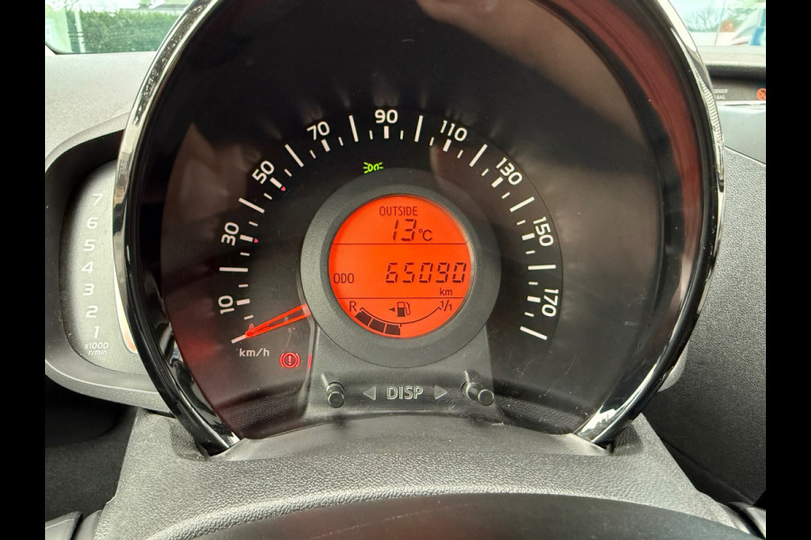 Citroën C1 1.0 VTi 5D Feel - Airco - Media - Org.NL Citroën C1 1.0 VTi 5D Feel - Airco - Media - Org.NL