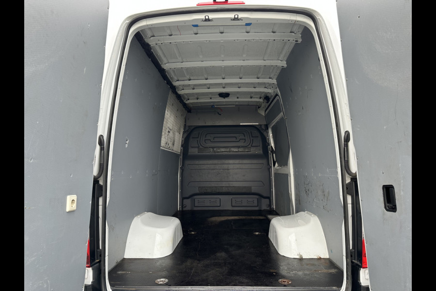 Mercedes-Benz Sprinter 516 CDI 164 PK AUTOMAAT / L2H2 / 3.500 KG AHG / DUBBEL LUCHT Mercedes-Benz Sprinter 516 CDI 164 PK AUTOMAAT / L2H2 / 3.500 KG AHG / DUBBEL LUCHT