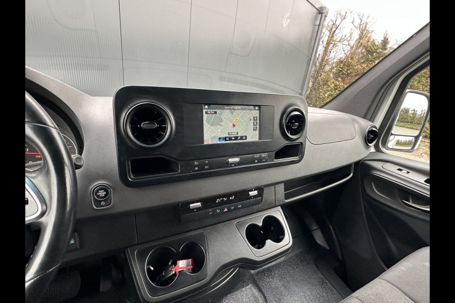 Mercedes-Benz Sprinter 516 CDI 164 PK AUTOMAAT / L2H2 / 3.500 KG AHG / DUBBEL LUCHT Mercedes-Benz Sprinter 516 CDI 164 PK AUTOMAAT / L2H2 / 3.500 KG AHG / DUBBEL LUCHT