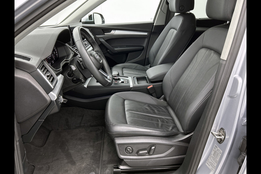 Audi Q5 55 TFSI e S-Line edition Competition(Dealer OndH, Navi, Carplay, Digi Dash, StoelV, Adapt Cruise, Parkeersensoren, Etc) Audi Q5 55 TFSI e S-Line edition Competition(Dealer OndH, Navi, Carplay, Digi Dash, StoelV, Adapt Cruise, Parkeersensoren, Etc)